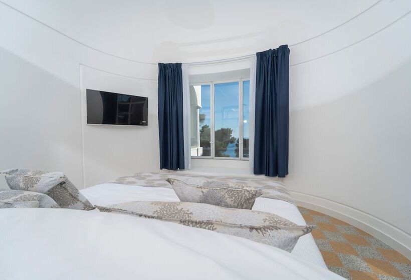 تختخواب و صبحانه Villa L Ara