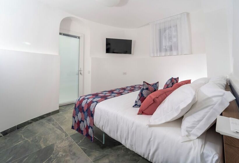 تختخواب و صبحانه Villa L Ara