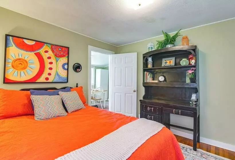 Charming Country Home W/ Yard   14 Mi To Ole Miss!