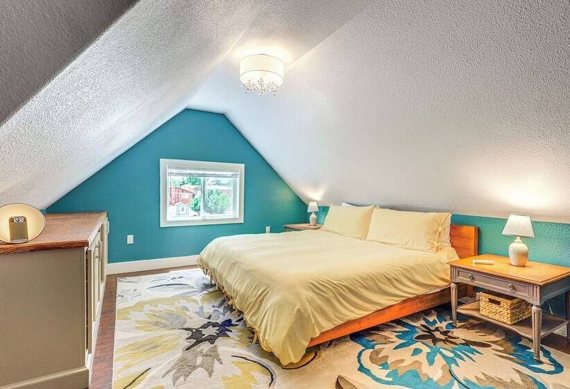 Walk To Dtwn: Colorful Cañon City Home W/ Grill!