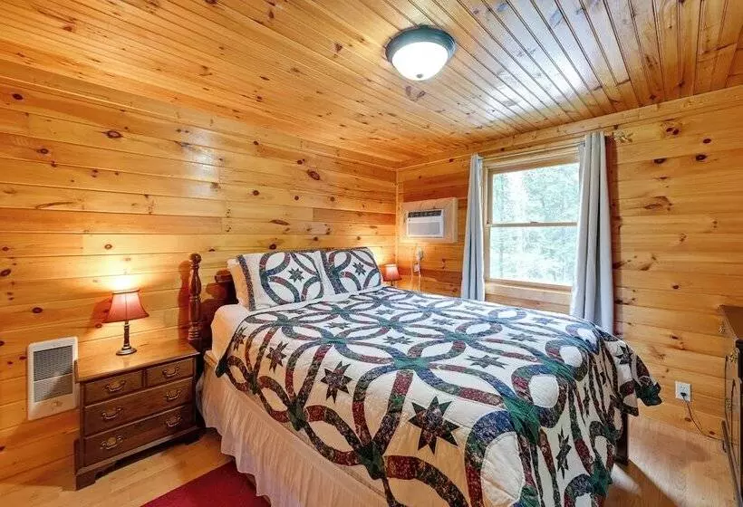 Robbinsville Apt In Converted Gas Station