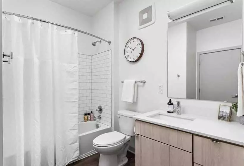 Cozysuites At Block20