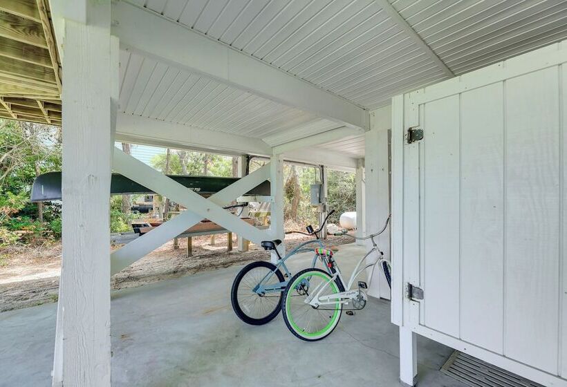 Waterfront Home W/ Screened Porch & Boat Access