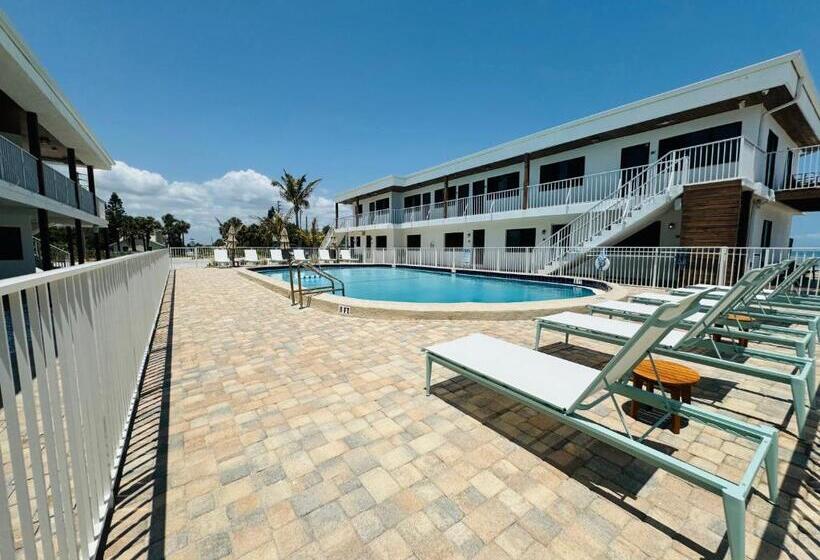 فندق Melbourne Beach Resort & Surf Club