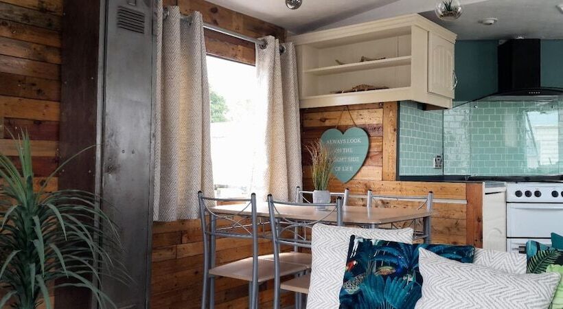 Hotel Oceans Drift 4 Berth Holiday Static Caravan