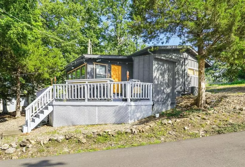 Lake Of The Ozarks Retreat W/ Dock & Sunset View!