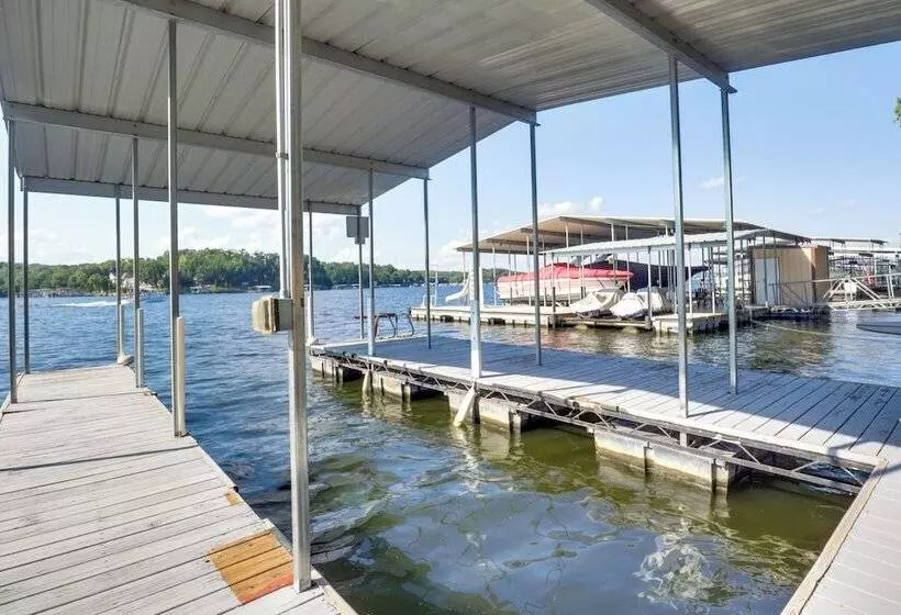 Lake Of The Ozarks Retreat W/ Dock & Sunset View!