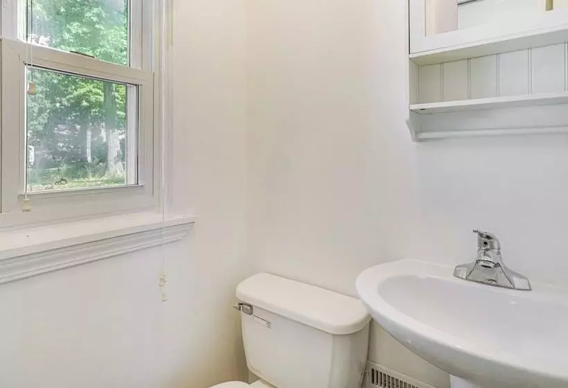 Lake Of The Ozarks Retreat W/ Dock & Sunset View!