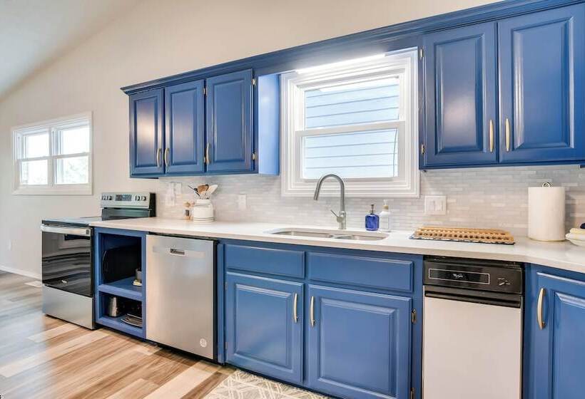 Lakefront Home W/ Fire Pit In Eagle Rock