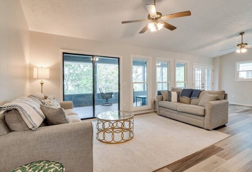 Lakefront Home W/ Fire Pit In Eagle Rock