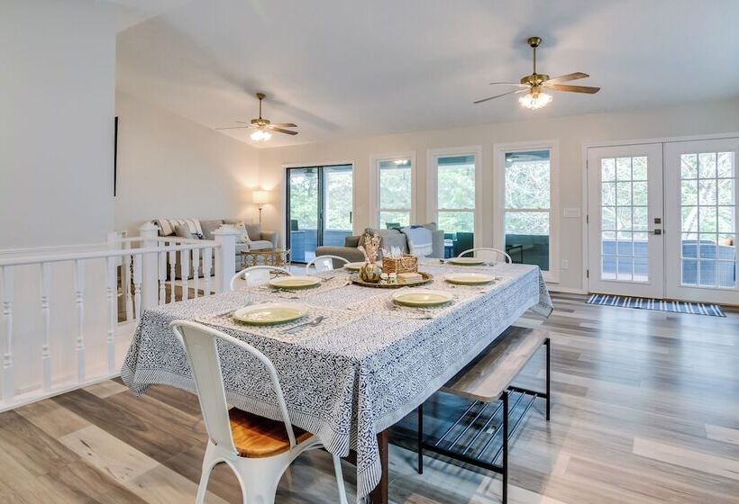 Lakefront Home W/ Fire Pit In Eagle Rock