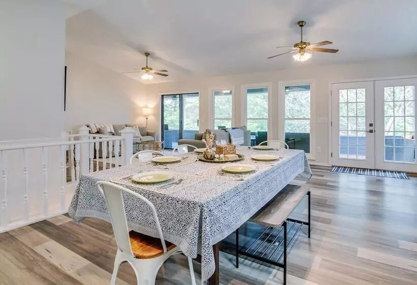 Lakefront Home W/ Fire Pit In Eagle Rock