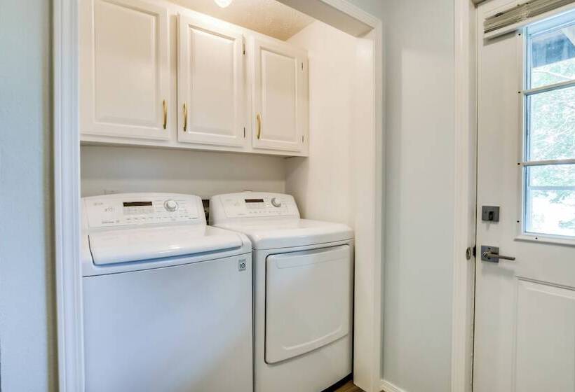 Lakefront Home W/ Fire Pit In Eagle Rock