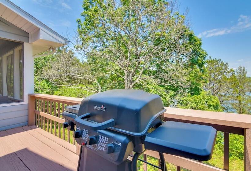 Lakefront Home W/ Fire Pit In Eagle Rock