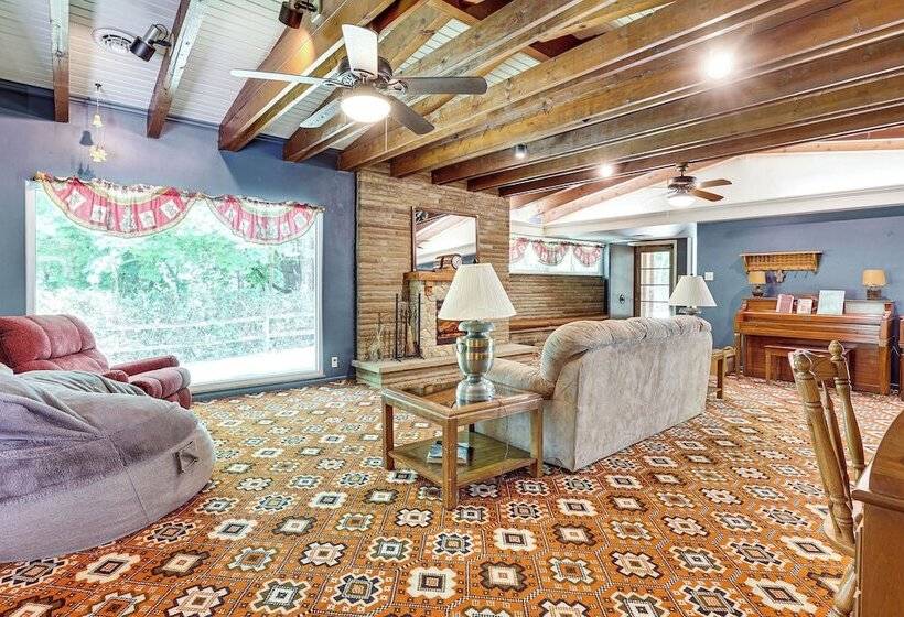 Peaceful Coshocton Home W/ Grills & Spacious Yard