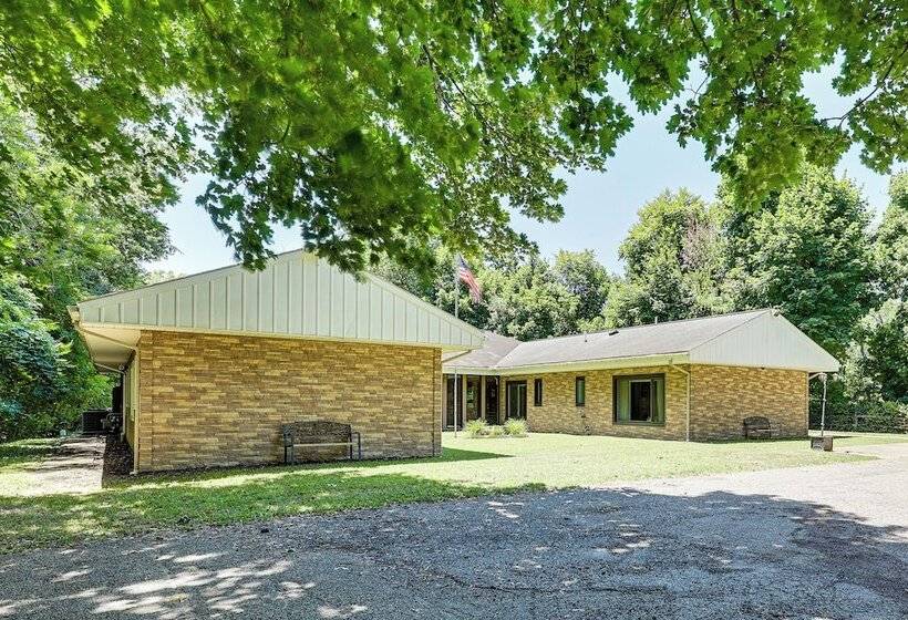 Peaceful Coshocton Home W/ Grills & Spacious Yard