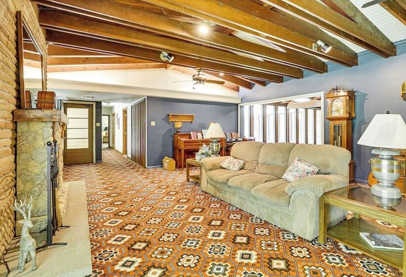 Peaceful Coshocton Home W/ Grills & Spacious Yard