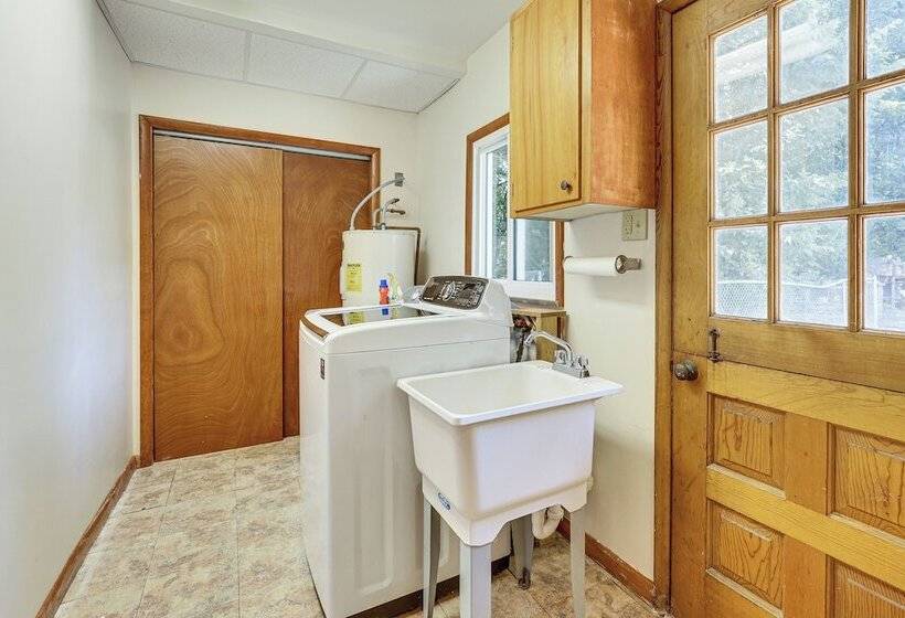 Peaceful Coshocton Home W/ Grills & Spacious Yard