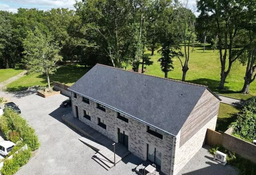 Majatalo La Clairière Aux Chênes