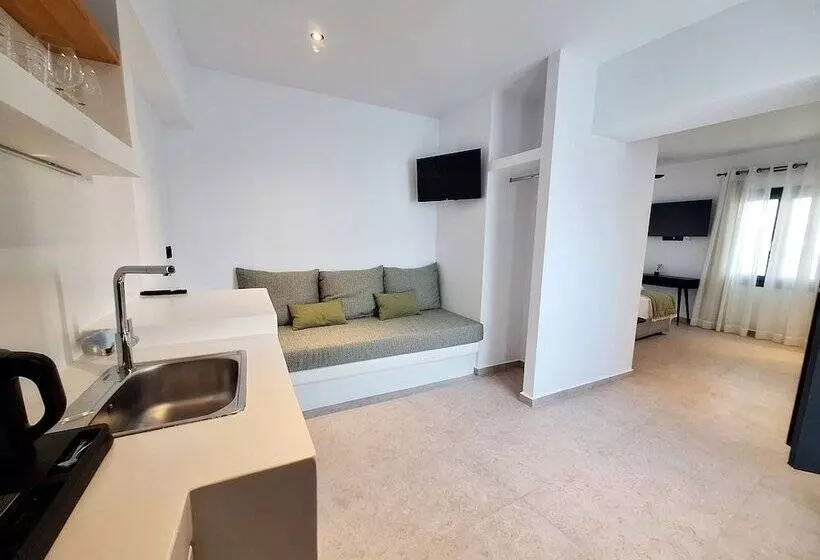 Residenssi La Maltese Boutique Paros