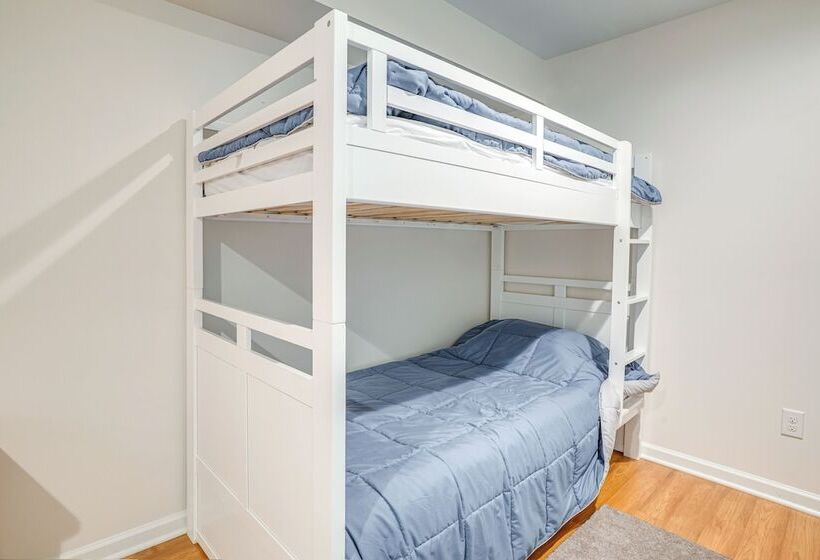 Spacious Virginia Retreat W/ Dock & Beach Access!