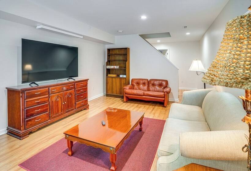 Spacious Virginia Retreat W/ Dock & Beach Access!