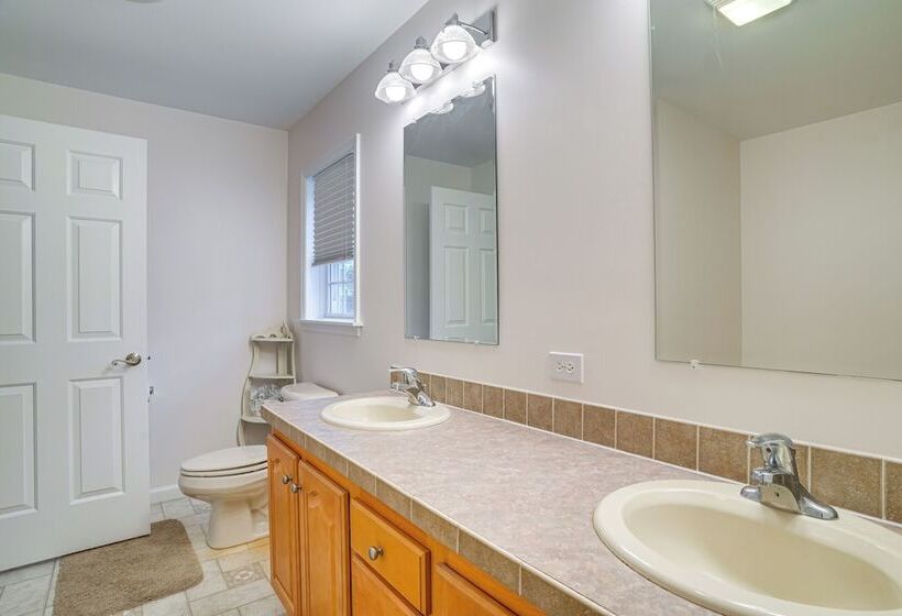 Spacious Virginia Retreat W/ Dock & Beach Access!