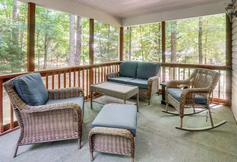 Spacious Virginia Retreat W/ Dock & Beach Access!