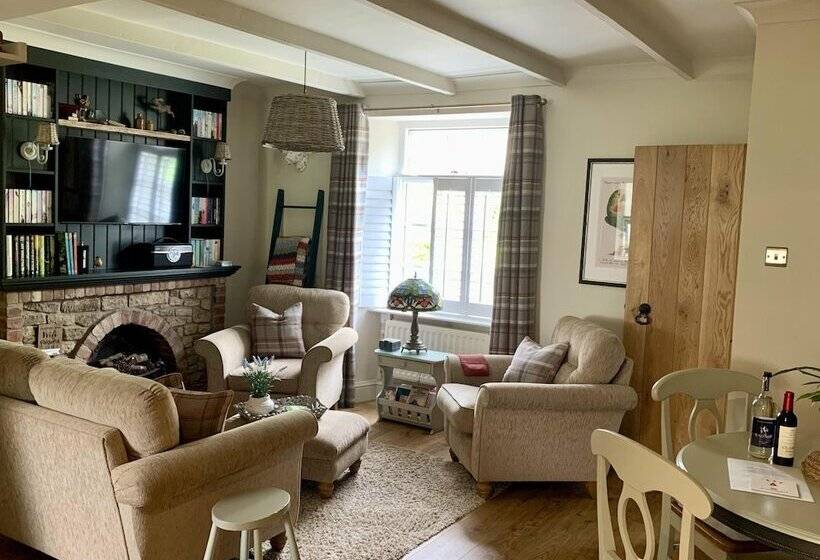 St Lawrence Rest   Cosy Retreat In Warkworth