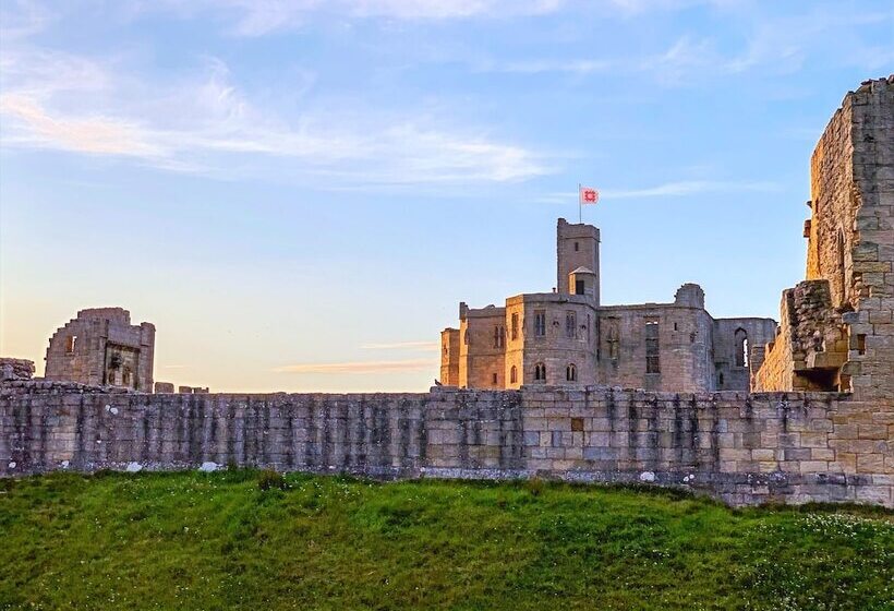 St Lawrence Rest   Cosy Retreat In Warkworth