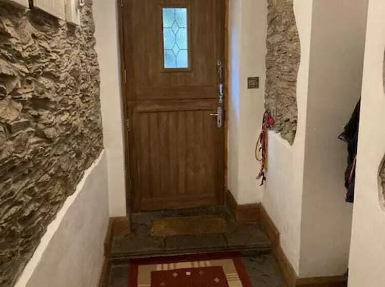 Stable Cottage   Braunton   Sleeps 4   Pet Allowed