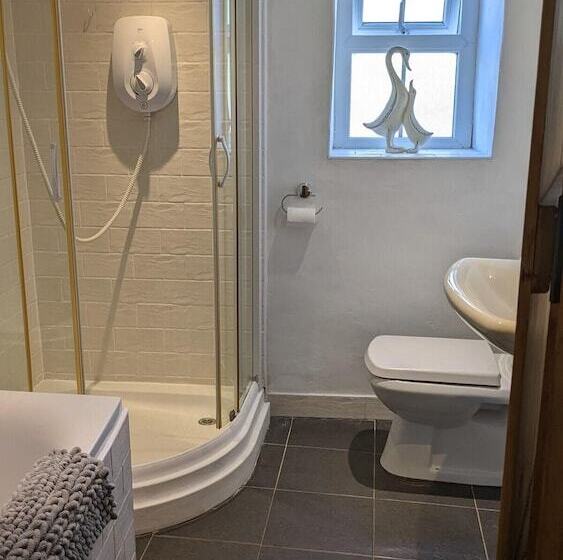 Stable Cottage   Braunton   Sleeps 4   Pet Allowed