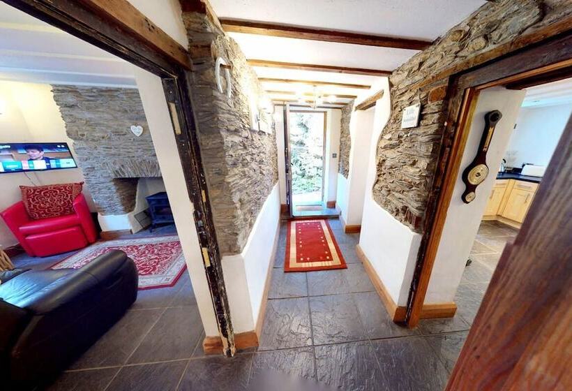 Stable Cottage   Braunton   Sleeps 4   Pet Allowed