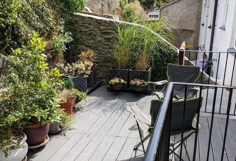 Stable Cottage   Braunton   Sleeps 4   Pet Allowed