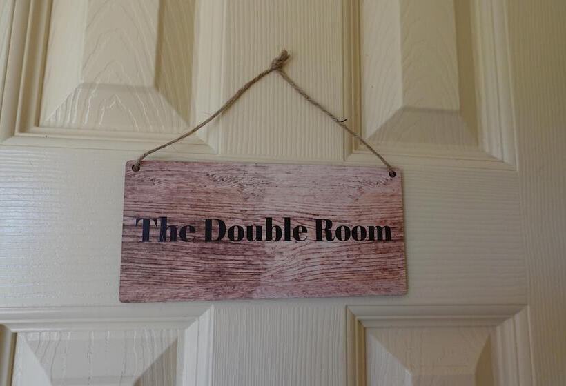 Equestrian Retreat Sleeps 6 & Bbq