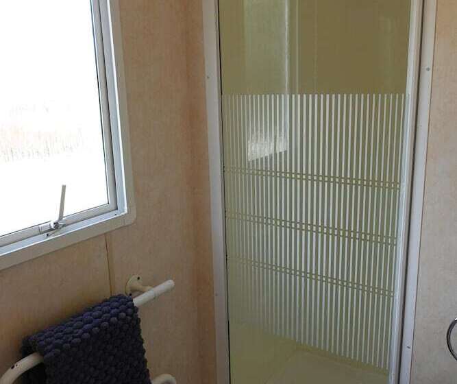 Equestrian Retreat Sleeps 6 & Bbq