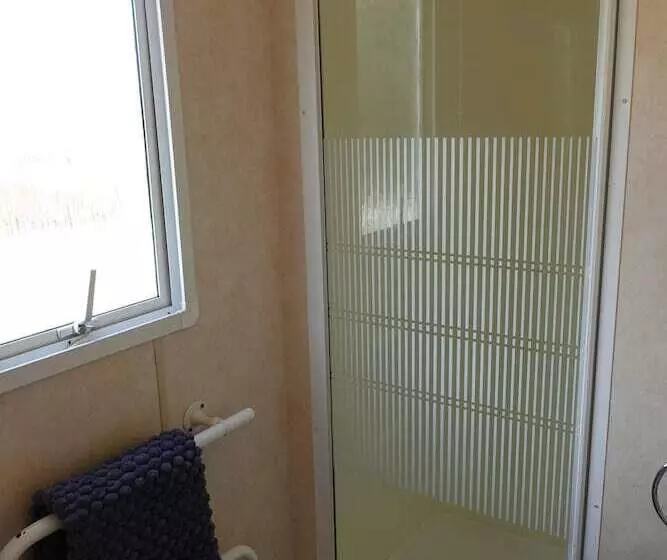 Equestrian Retreat   Sleeps 6 & Bbq