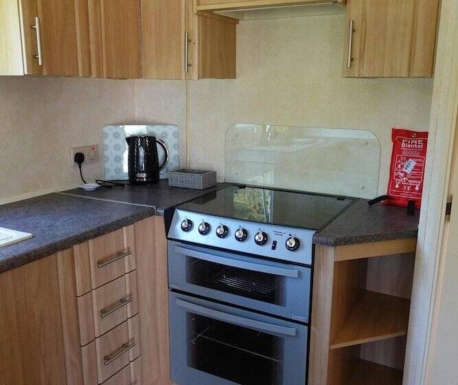 Equestrian Retreat Sleeps 6 & Bbq