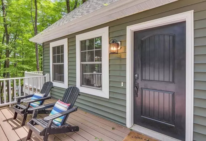 Treasure Lake Home W/ Deck: Walk To Bimini Lake!