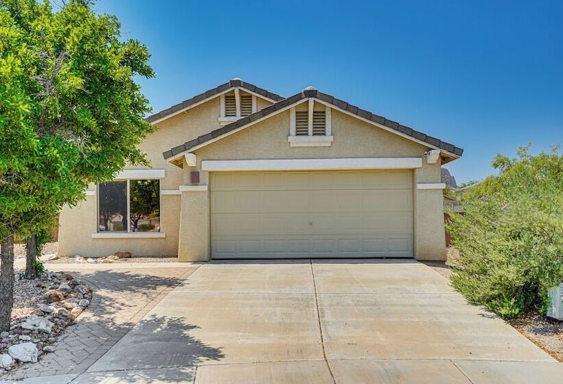 Tucson Home W/ Patio, Grill & Mountain Views!