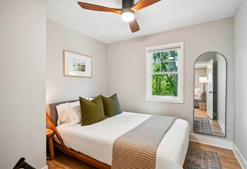 Waterfront Maple Lake Cabins W/ Private Beach!