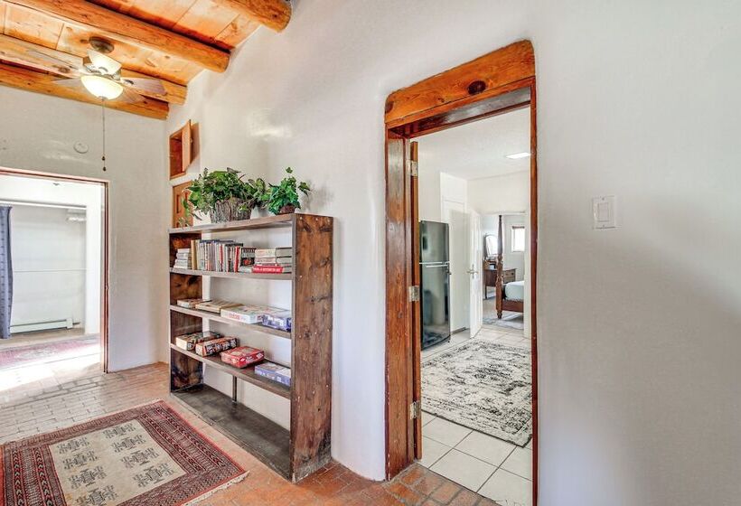 Albuquerque Adobe Home, 8 Mi To Old Town!