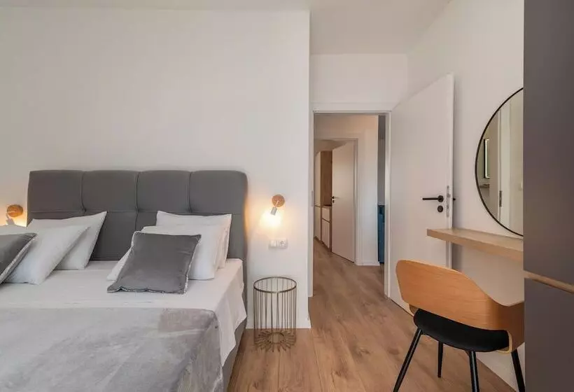 Aamiaismajoitus (B&B) Villa Eight By Villa Kuzmanic