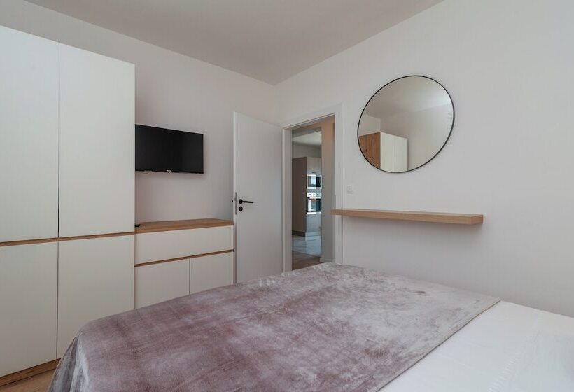 צימר Villa Eight By Villa Kuzmanic