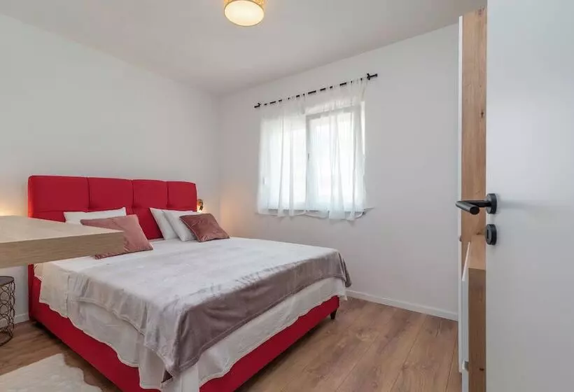 Aamiaismajoitus (B&B) Villa Eight By Villa Kuzmanic