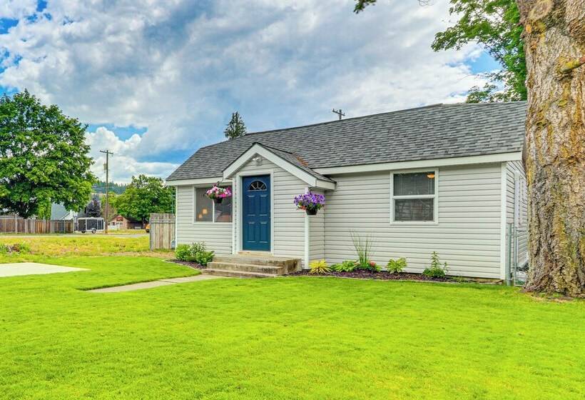 Coeur D Alene Cottage ~ 1 Mi To Downtown!