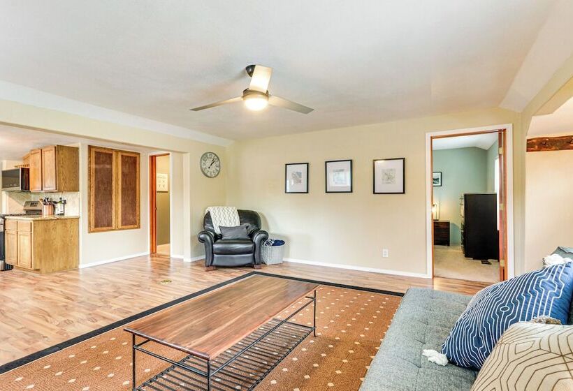 Coeur D Alene Cottage ~ 1 Mi To Downtown!