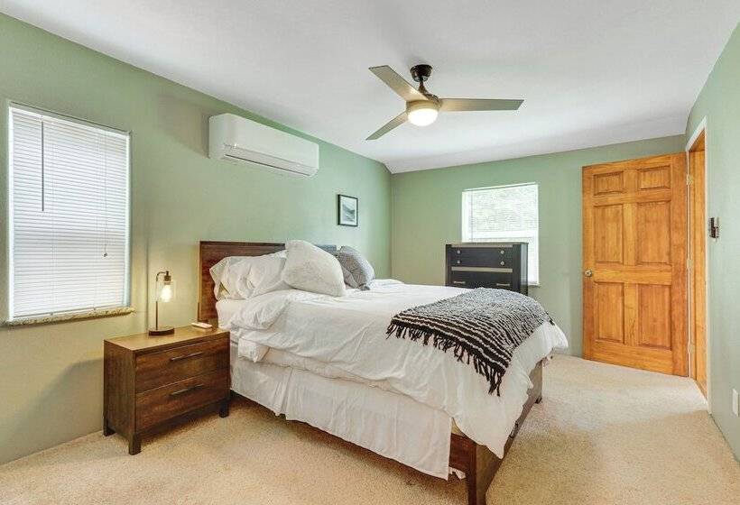 Coeur D Alene Cottage ~ 1 Mi To Downtown!