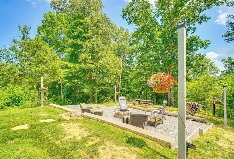 Crawford Cottage W/ Fireplace & Mountain Views!