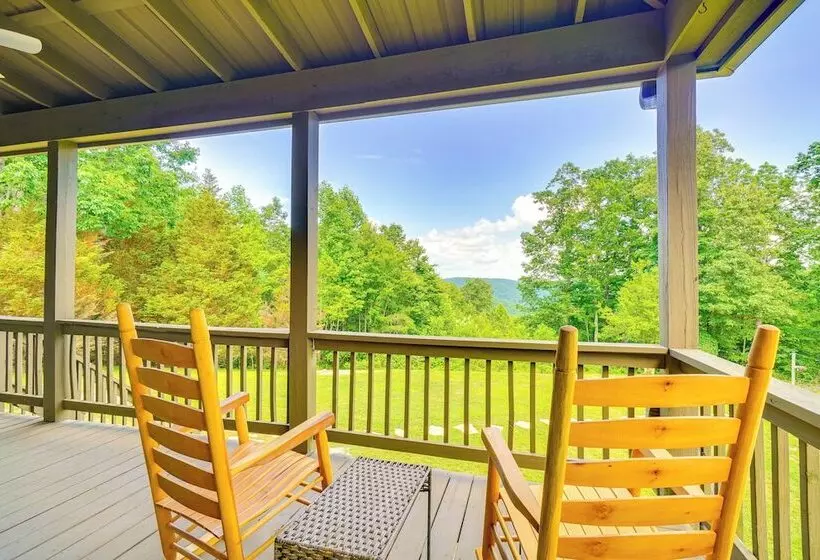 Crawford Cottage W/ Fireplace & Mountain Views!